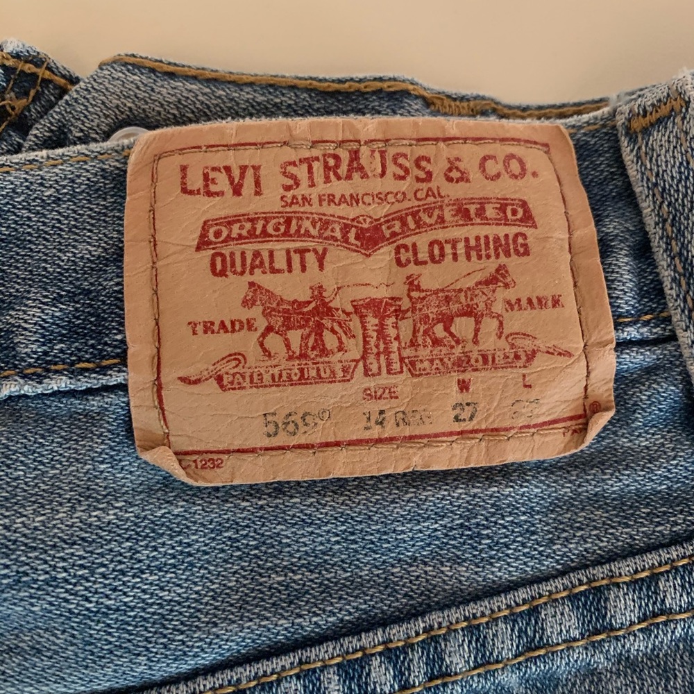 vintage Levi’s jean shorts